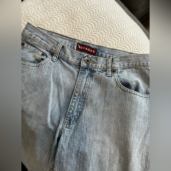 Nevada vintage straight leg y2k denim - washed out stone wash - Picture 6 of 9